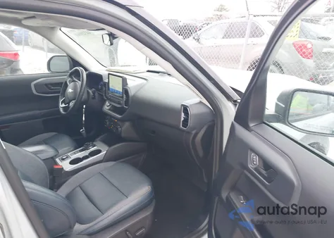 2022 Ford Bronco Sport Outer Banks from USA, damaged, VIN 3FMCR9C69NRD96195